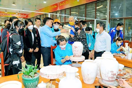 Hai Duong in the eyes of international visitors